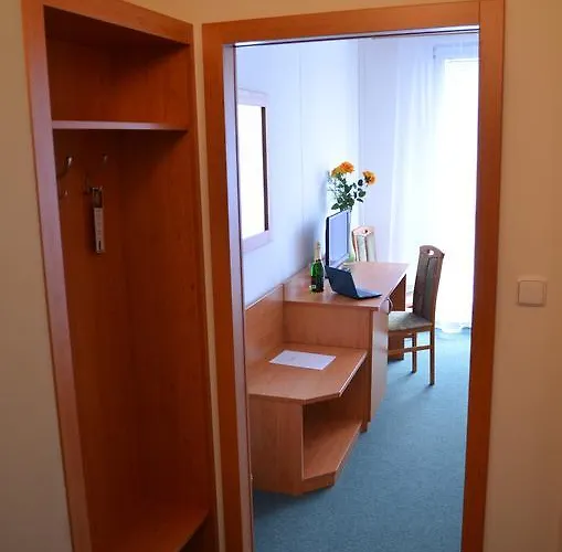 Arnost Garni Hotell